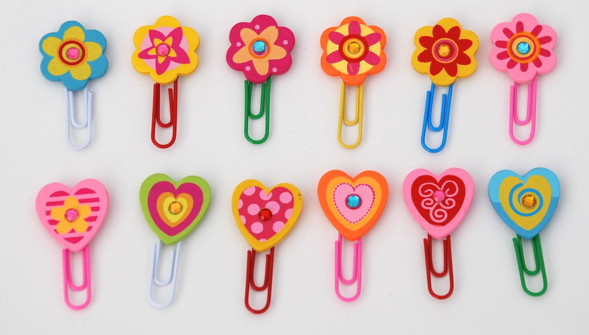 Pack of 6 Wooden Flower & Love Heart Clips 