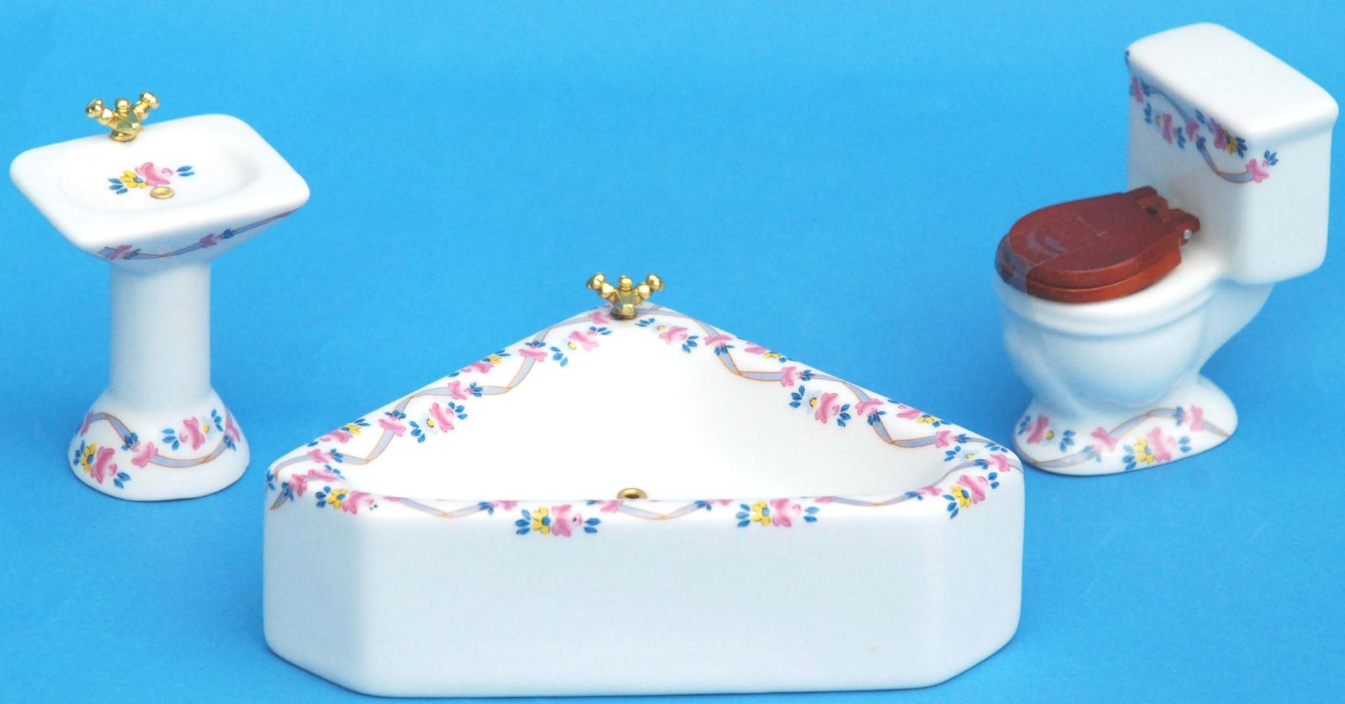 Porcelain Bathroom Set Triangle Spa 
