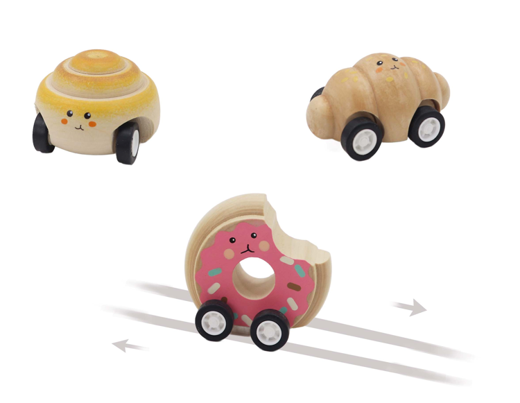 Wooden Pull Back Bakery